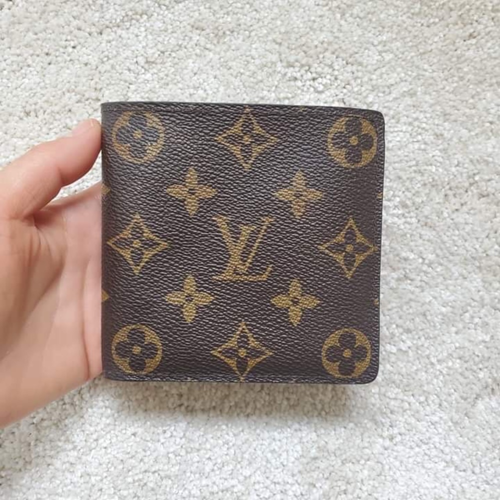 ❌Sold❌Louis vuitton Macro wallet